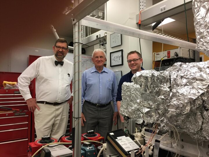 Jim Williams from the University of Western Australia Center for Atomic, Molecular and Surface Physics visits the lab.